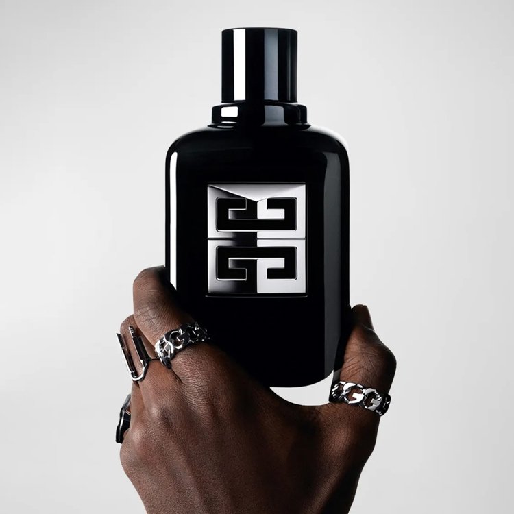5-3274872448773-givenchy-gentleman-society-eau-de-parfum-60ml.jpg Givenchy Gentleman Society EDP - 100 ml - الصورة 3
