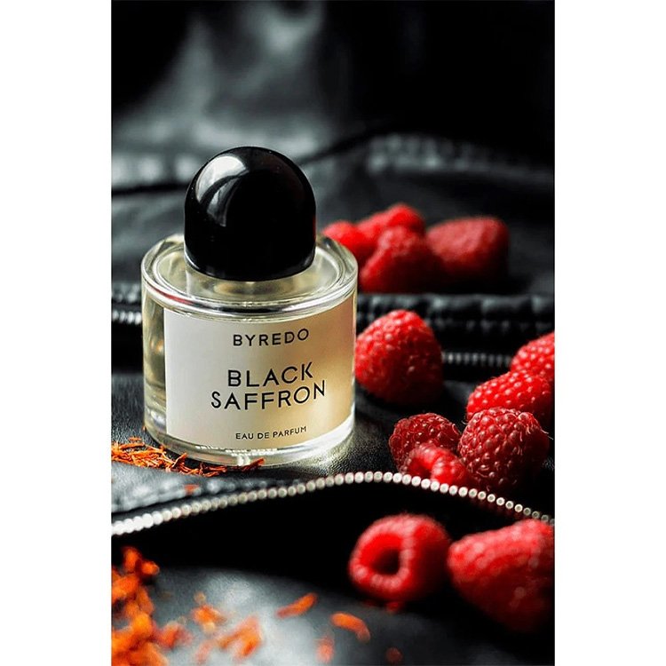 7340032809275-byredo-byredo-black-saffron-50-ml_3.jpg Byredo Black Saffron - الصورة 5