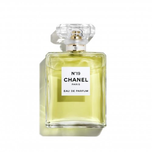 عطر شانيل نمبر 19 او دو بارفيوم 50مل Chanel No 19 Eau de Parfum